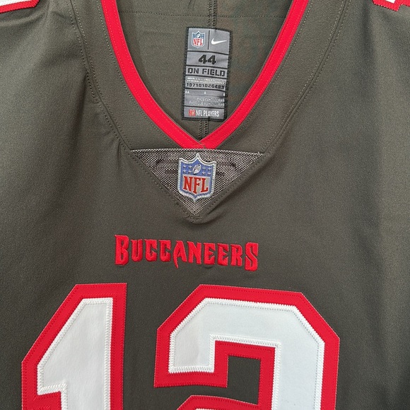 Tom Brady Tampa Bay Buccaneers Nike Pewter Vapor Elite Authentic NFL Jersey - Picture 3 of 7